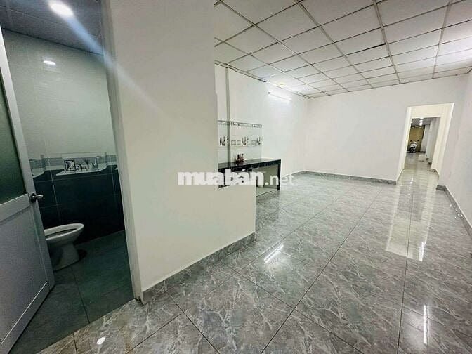 Mình Cho Thuê Nhà Đẹp MTKD Gần Aeon Tân Phú, Nhà Rộng 4x30, Chỉ 18TR