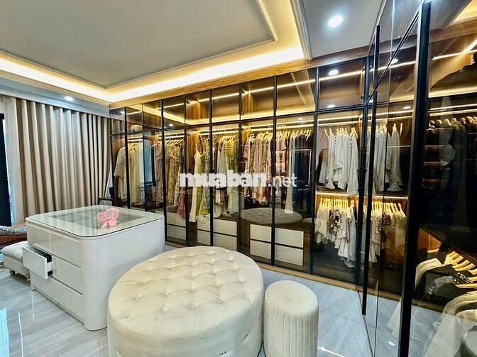 CHÍNH CHỦ CẦN BÁN GẤP, NHÀ ĐẸP HỒ TÙNG MẬU, THANG MÁY, OTO VÀO NHÀ