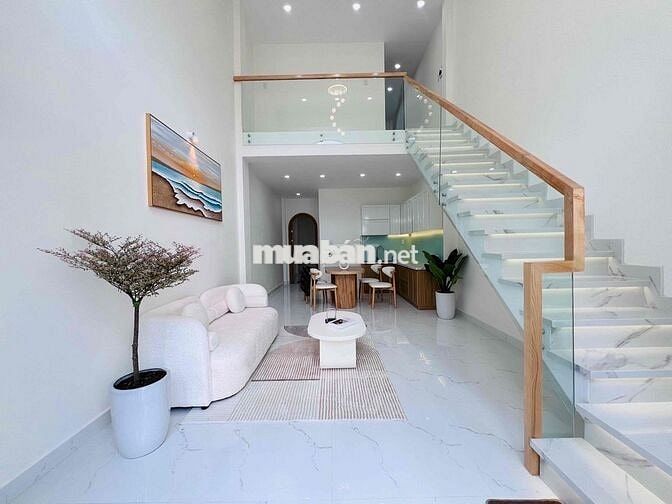 BÁN GẤP NHÀ CHÍNH CHỦ MỚI GIÁP GÒ VẤP FULL NT