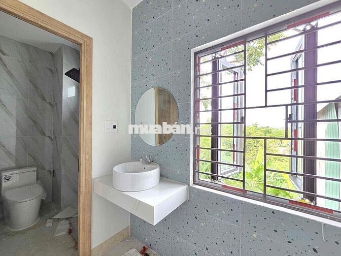 CHÍNH CHỦ CẦN BÁN NHÀ GÁC LỬNG ĐÚC .100m2GÁC LỬNG ĐÚC KIỆT TRƯỜNG CHIN