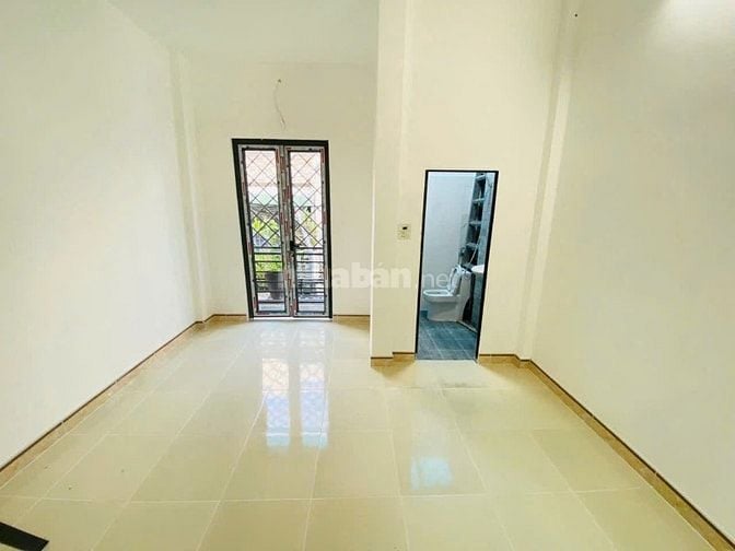 Nhà sổ Hồng riêng 1 lầu ,chính chủ gần chợ cầu đồng thạnh lộc q12