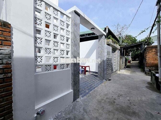 CHÍNH CHỦ CẦN BÁN NHÀ GÁC LỬNG ĐÚC .100m2GÁC LỬNG ĐÚC KIỆT TRƯỜNG CHIN