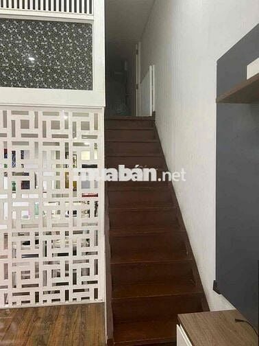 share 1Pn chung cư Hưng Vượng 1  3,5 triệu