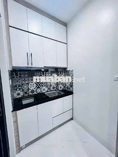 CCMN mới thang máy 11 phòng Giải Phóng, đã full phòng, nhỉnh 10 tỷ