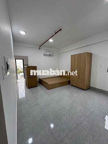 STUDIO TÁCH BẾP BAN CÔNG SIÊU XỊN NGAY GẦN CẦU SẮT NGUYỄN THÁI SƠN