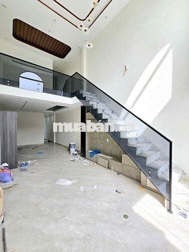 CHÍNH CHỦ CẦN BÁN NHÀ GÁC LỬNG ĐÚC .100m2GÁC LỬNG ĐÚC KIỆT TRƯỜNG CHIN