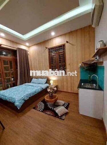 Phòng xinh xắn, đầy đủ tiện nghi, có ban công chill