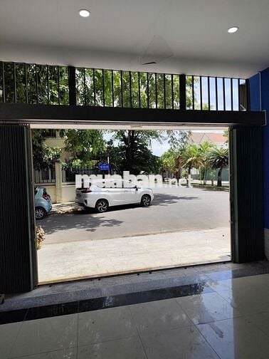 Cho Thuê Nhà Kd Mặt Tiền, 1 Trệt 2 Lầu, 100m2 - Nha Trang, Khánh Hòa