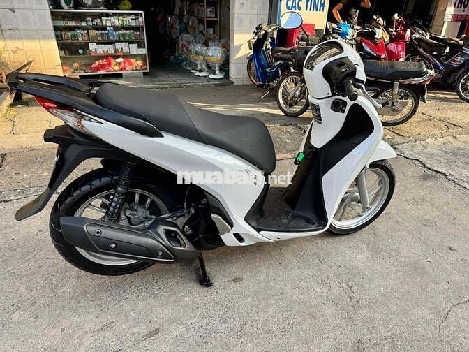 🔵🔵 SH 150 trắng đen đký 2015 Smarkey chính chủ