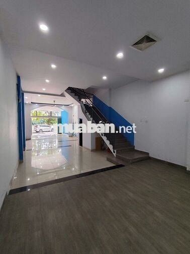Cho Thuê Nhà Kd Mặt Tiền, 1 Trệt 2 Lầu, 100m2 - Nha Trang, Khánh Hòa