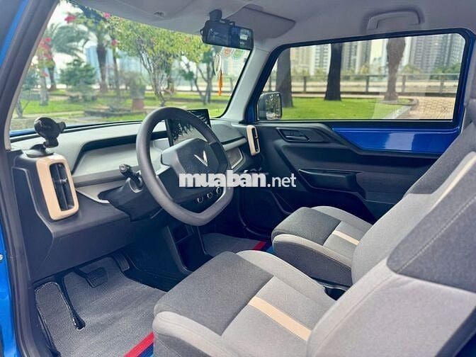 VinFast VF3 2024 - Màu xanh - 2v3km - Thuê pin