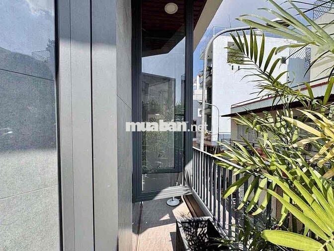 CĂN HỘ VIEW KÍNH FULL NỘI THẤT ngay Vòng Xoay Lăng Cha Cả