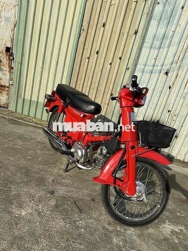 xe DD đỏ