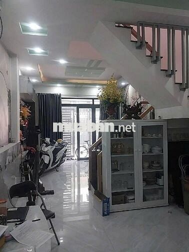 BÁN NHÀ ĐẸP 2 TẦNG, DT (4X12)M2, HẺM XE HƠI THÔNG, 4,35 TỶ CÒN TL