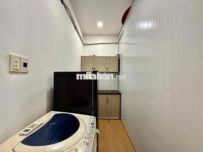 Cho Thuê Căn Hộ 2PN Balcon 5ng4xe Full NT Ngay Cầu Vượt 3/2 Quận 10