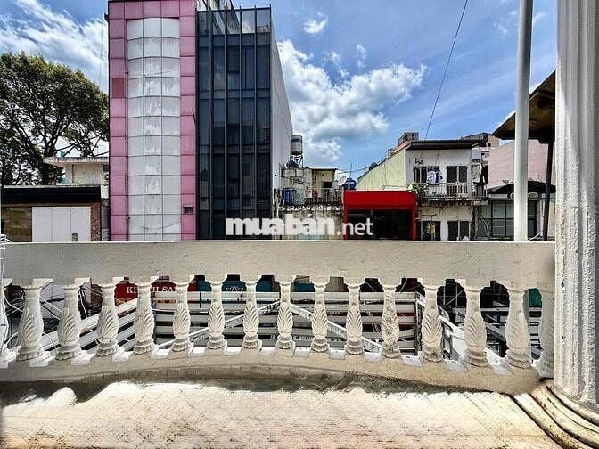 Cho Thuê Căn Hộ 2PN Balcon 5ng4xe Full NT Ngay Cầu Vượt 3/2 Quận 10