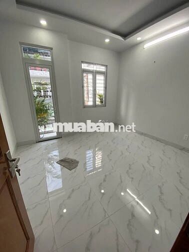 Chủ cần tiền thanh lí nhà tại Phường 8, Quận 6, 24m2/1ti950tr (Còn TL)