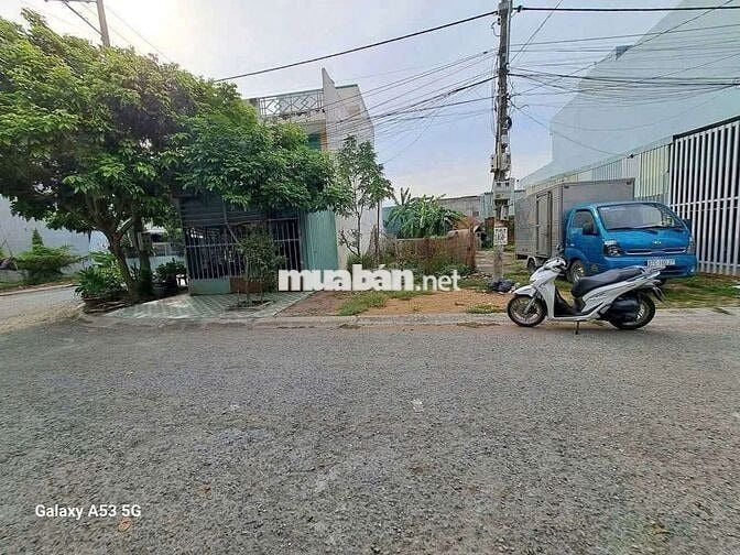 Bán đất KDC Bến Lức, 140m2/1,6 tỷ. Sổ sẵn. Em có nhận ký gửi nhà đất ạ
