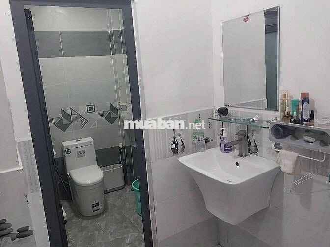 BÁN NHÀ ĐẸP 2 TẦNG, DT (4X12)M2, HẺM XE HƠI THÔNG, 4,35 TỶ CÒN TL