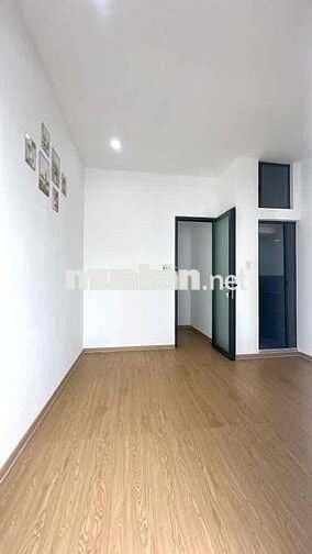 CÓ 2..9Ty CÓ NGAY NHÀ 3TẦNG NGAY KHUÔNG VIỆT DTSD60..m2 2PN-3VS