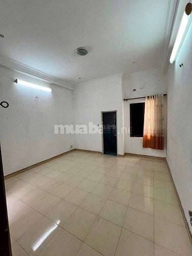 MT 425 Nguyễn Thái Bình. DT 4.2x18m, 4 tầng (7 phòng)