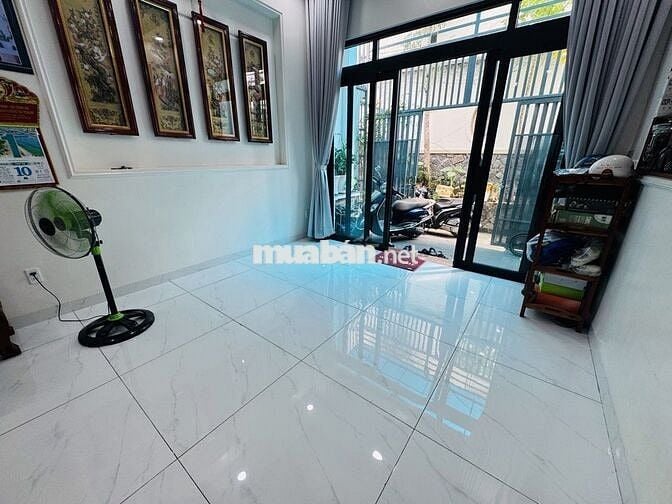 Nhà HXH tặng nội thất Trường Chinh 66m² ngang 4m, Tây Thạnh T.B 6.3 tỷ