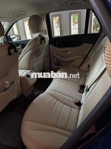 Mercedes Benz GLC 2022 200 4Matic - 37000 km
