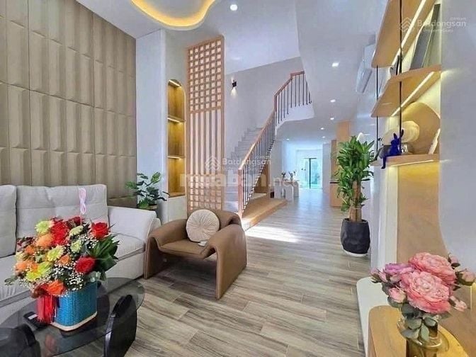 Bán nhà giá 1,99 tỷ -HXH Nguyễn Thái Sơn, Gò Vấp - Đang cho thuê 12tr