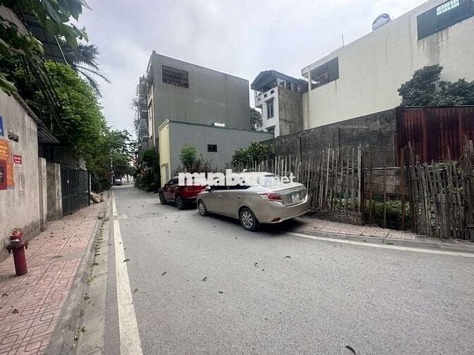 Hạ chào 1 tỷ bán gấp đất đức giang long biên ngõ ô tô 75m giá 9,6 tỷ