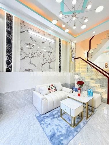 Bán nhà Đào Tông Nguyên, nhà đẹp, 2 lầu bao hoàn thiện mới 100%