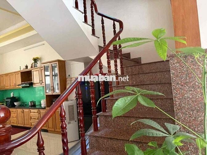 CHO THUÊ NHÀ NỘi BỘ TÊN LỬA-3TẤM -3 PN -GIÁ RẺ