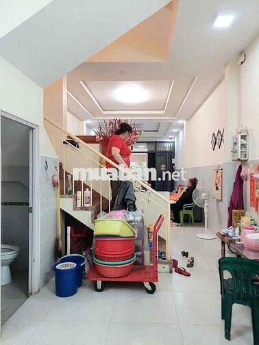 CHO THUÊ NHÀ NỘi BỘ TÊN LỬA-3TẤM -3 PN -GIÁ RẺ