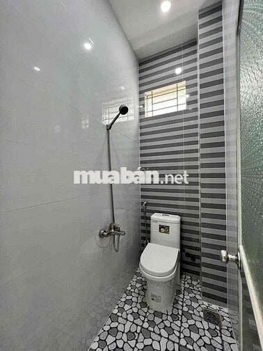 Nhà lầu 2 phòng trục chính hẻm Xô Viết Nghệ Tĩnh