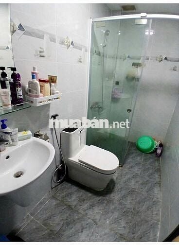 Pass 1 giường trong KTX cho nữ, Q.Bình Thạnh