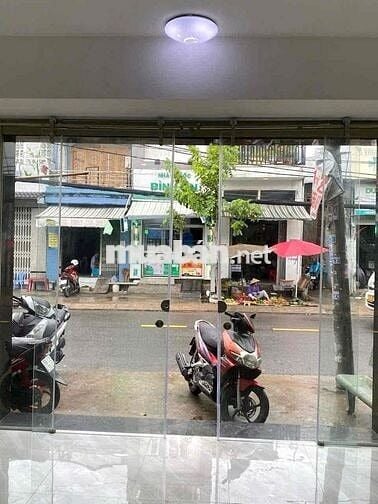 Vị Trí Vàng Nhà Mặt Phố Đường Nhựa Trước Mặt Đường Thế Lữ