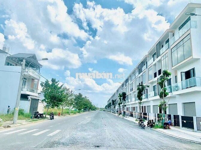ĐẤT NỀN KDC SAIGON VILAGE SÁT MT ĐƯỜNG VỊ TRÍ ĐẸP NGAY CỔNG CHÀO