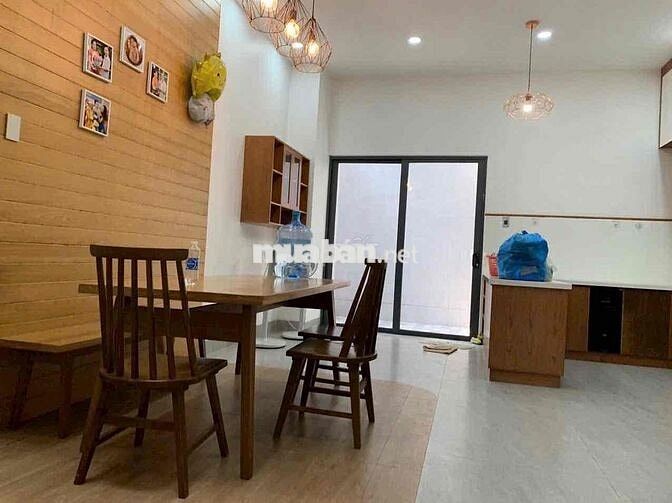 Cho thuê nhà mới 98% đg sói 32 có thang máy nhà đẹp giá 30tr