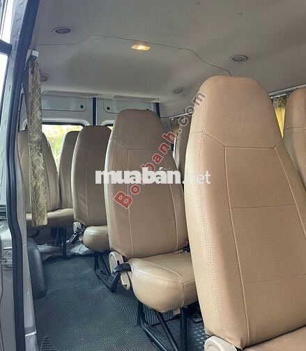Ford Transit SVP 2018 - 425 Triệu
