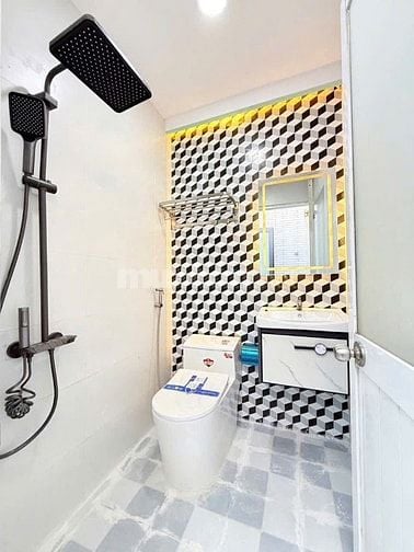 Bán nhà Đào Tông Nguyên, nhà đẹp, 2 lầu bao hoàn thiện mới 100%