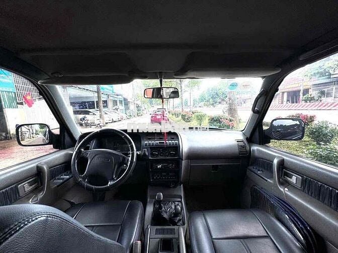 Isuzu Trooper 2003