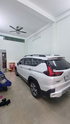 Cho Thuê Mặt Bằng Mặt Tiền Đường Đội Cung. Q11.