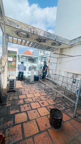 Bán nhà MT Phan Xích Long Q.11 - 3,65m x 15m - 4pn - 3 lầu -12,5 tỉ