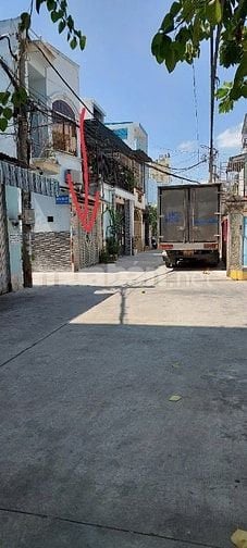 - Chính chủ cần bán nhà mặt tiền bùi thanh khiết xã bình Chánh TP HCM.
