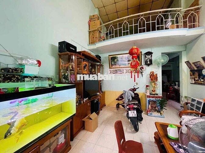 Bán Nhà Phước Hải Nha Trang Hướng Đông Sổ Đỏ Riêng Đường 4m