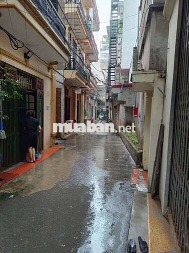 XUÂN LA Ô TÔ ĐỖ CỬA- DÂN XÂY - MT 5M