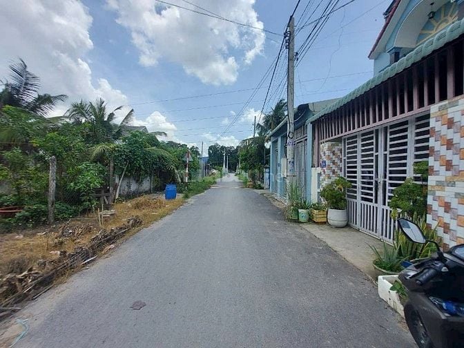 Cần bán gấp lô đất chỉ cách MT nguyễn chí thanh 50m giá 1 tỷ 60 TL