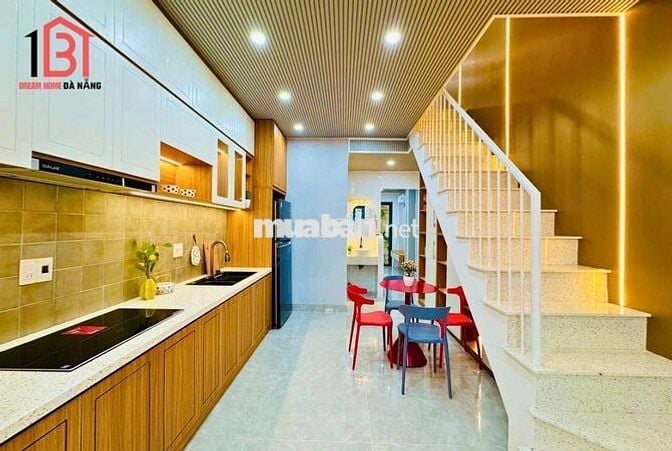 🔴🆘 Nhà Quận Hải Châu 🆘 mới đẹp 2 tầng 3pn kiệt đường Hàn Mặc Tử