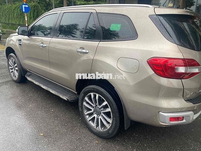 Ford Everest 2020 Titanium 2.0L AT 4x2 - 96000 km