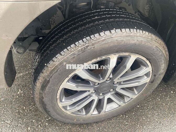 Ford Everest 2020 Titanium 2.0L AT 4x2 - 96000 km