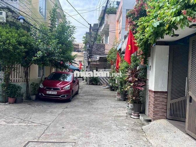 Bán gấp NR Nguyễn Chí Thanh, dt 48m2, 2 tầng, kiêt oto, giá hơn 4 tỷ